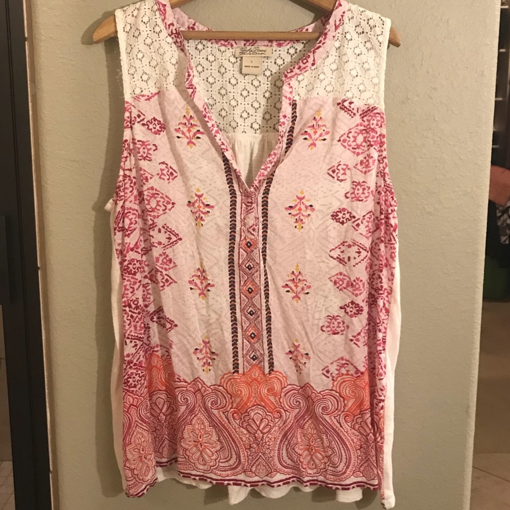 Lucky 🍀 Brand Mixed Media Top Size Large